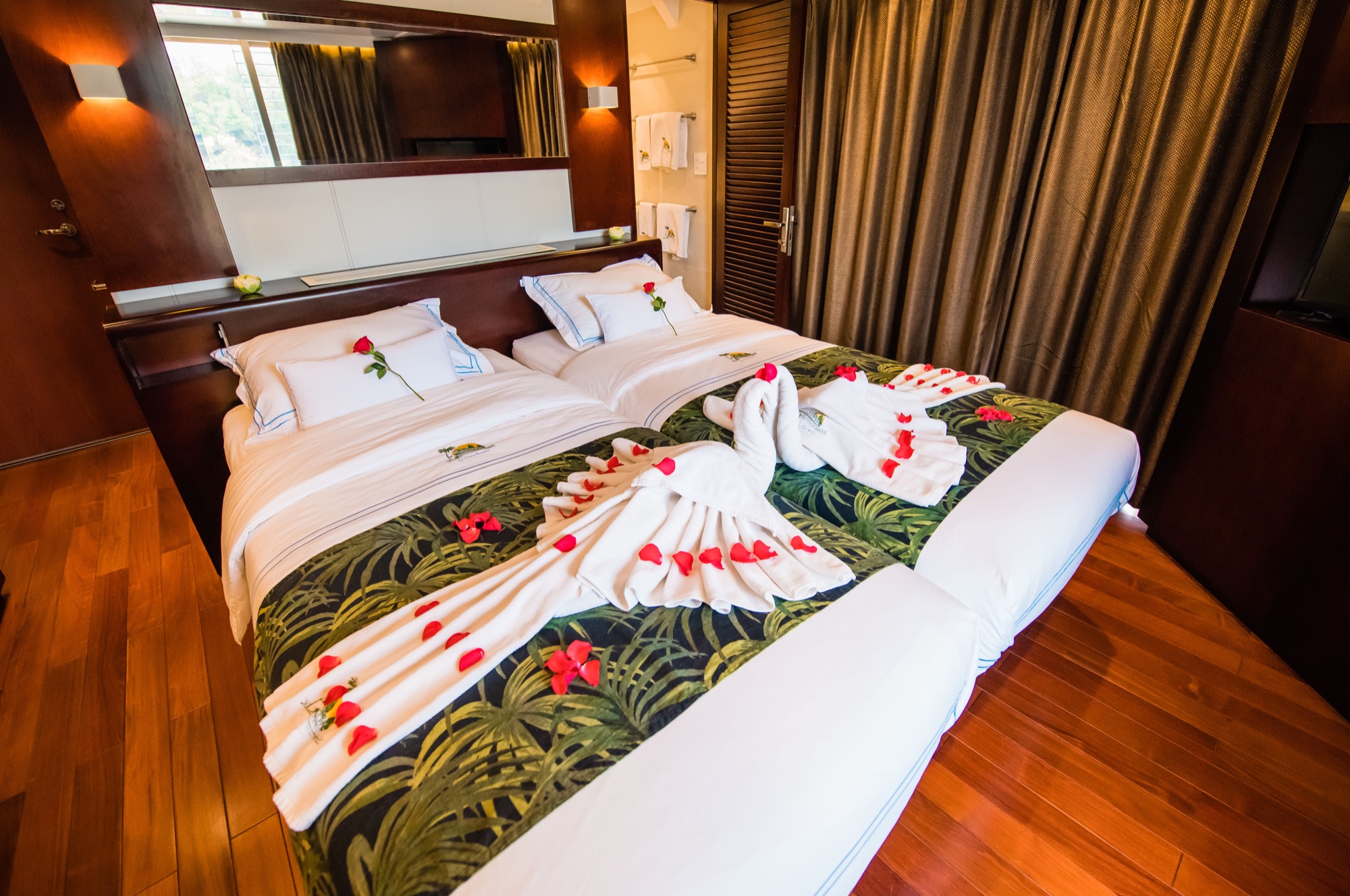 CroisiEurope RV Indochine II Cabin 4.jpg